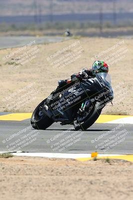 media/May-06-2024-Moto Forza (Mon) [[b33359f27d]]/1-Advanced/Session 4 (Turns 9 and 8)/
